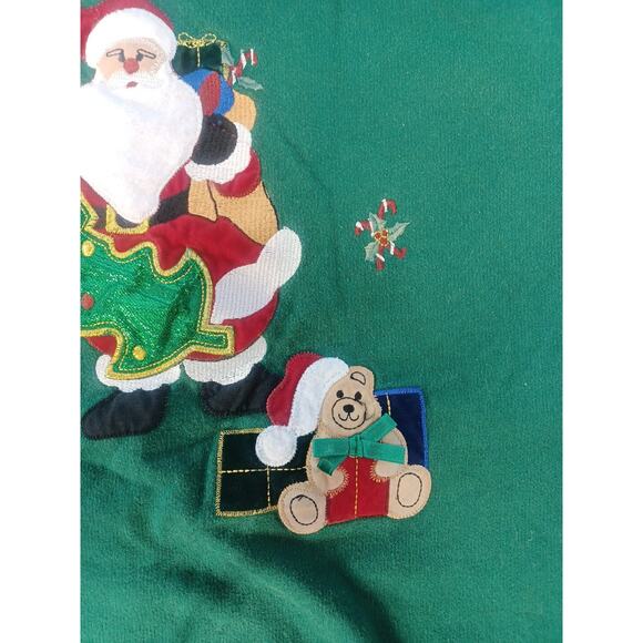 Boobie Brooks Green Embroidered Santa With Gifts Christmas Shirt Size X-Large - Picture 5 of 10